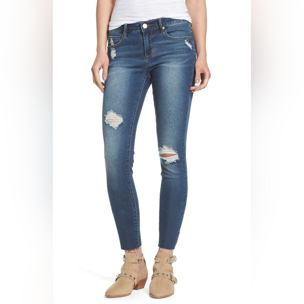 Articles of Society Sarah Distressed Skinny Jean Sz 28